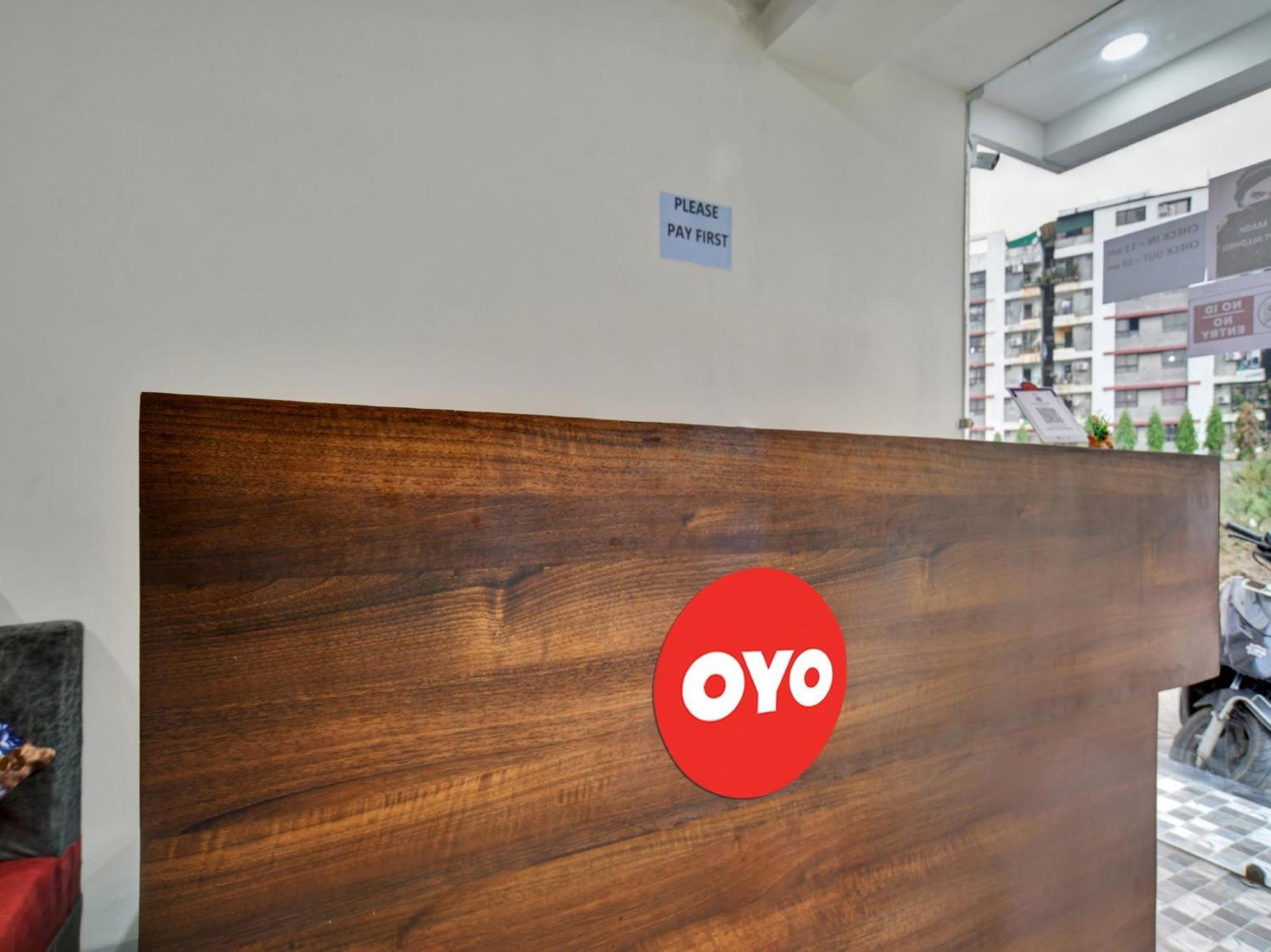 Oyo Hotel Dr Greens Indore Exterior foto